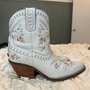 White Cowboy boots